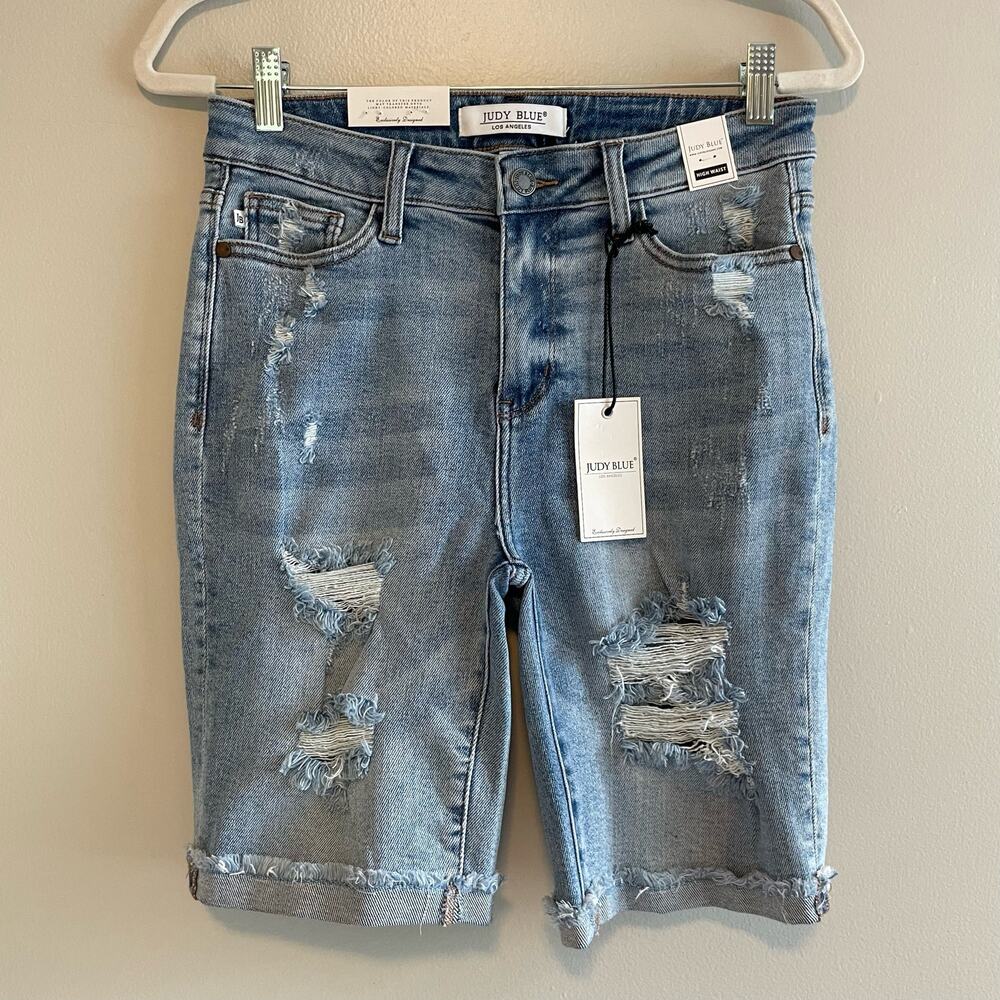 NWT Judy Blue Size M High Waist Denim Jeans Distressed Light Wash